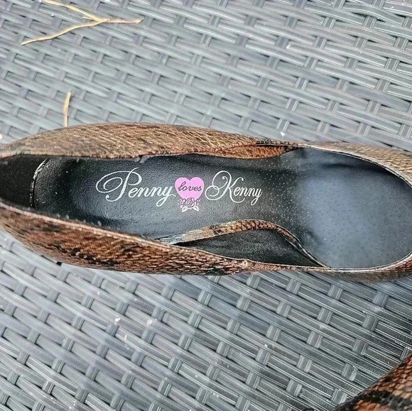 Penny Loves Kenny Python Pointed Toe Stiletto Heels (sz 9) - Picture 5 of 6